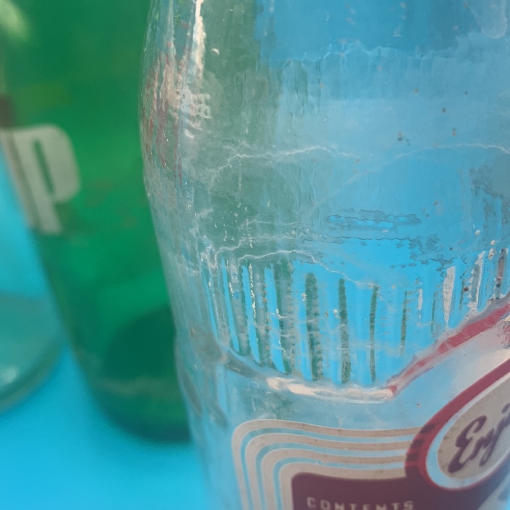 3 Vintage Soda Bottles - Picture 7 of 7